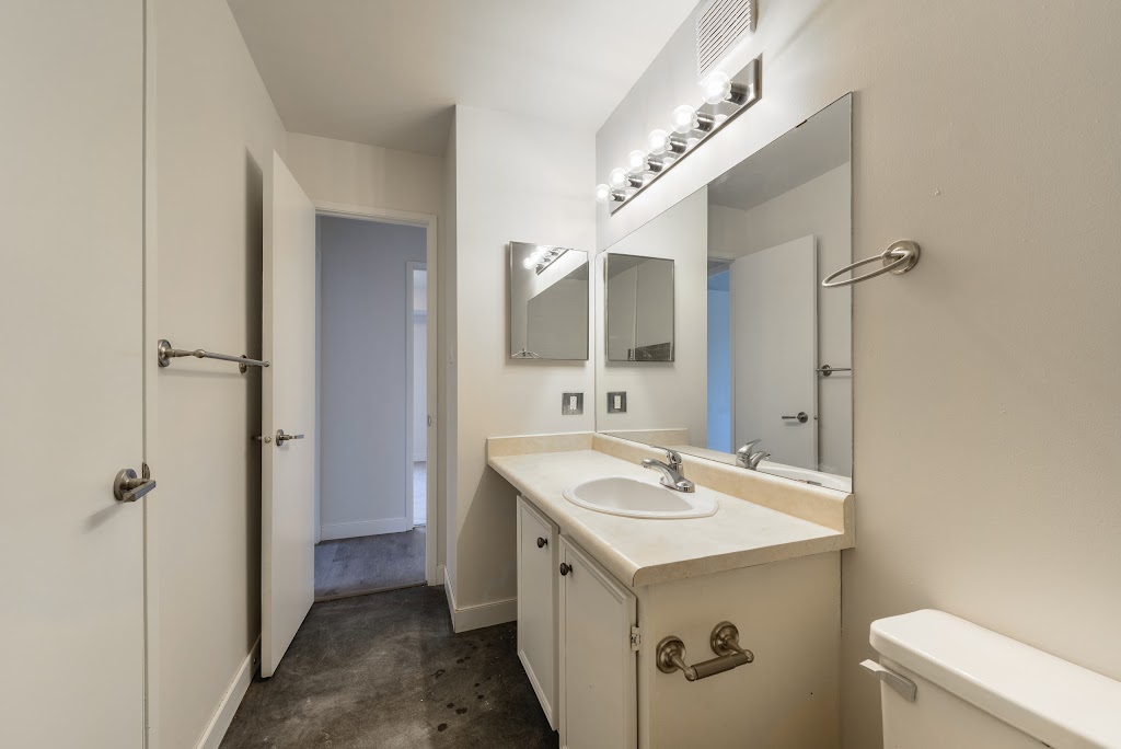 Garden Oaks | 2803 79 St NW, Edmonton, AB T6K 3Z7, Canada | Phone: (780) 414-6617