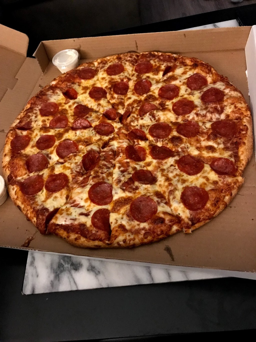 Reginas Pizza & Grill | 48 Leckie Ave, Stoney Creek, ON L8J 2S7, Canada | Phone: (905) 578-9111
