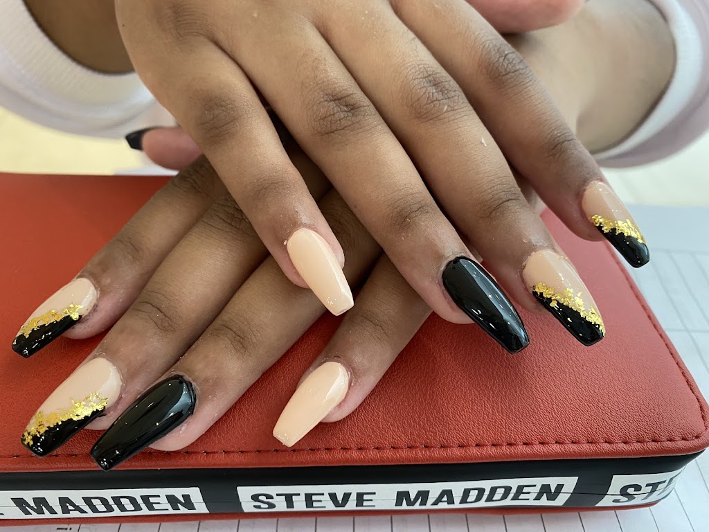 Nails For You | 221 Glendale Ave, St. Catharines, ON L2T 2K9, Canada | Phone: (905) 684-7222