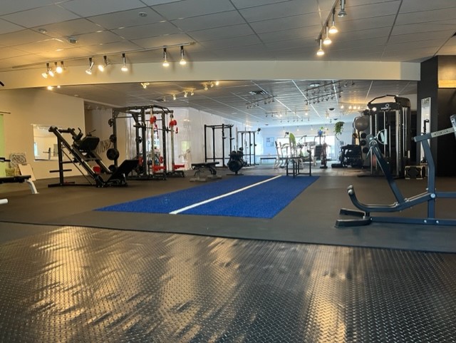 Duck Duck Juice + Gym | 164 Josephine St, Wingham, ON N0G 2W0, Canada | Phone: (519) 357-6002