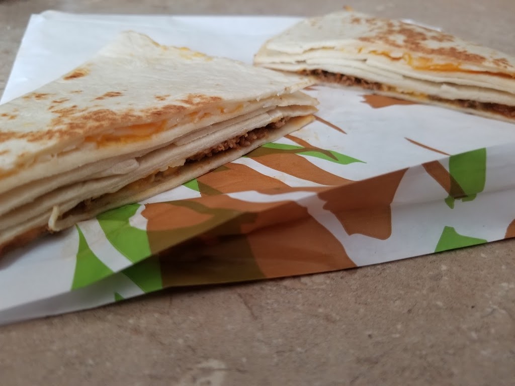 Taco Bell | 4027 Innes Rd, Ottawa, ON K1C 6T8, Canada | Phone: (613) 830-9586