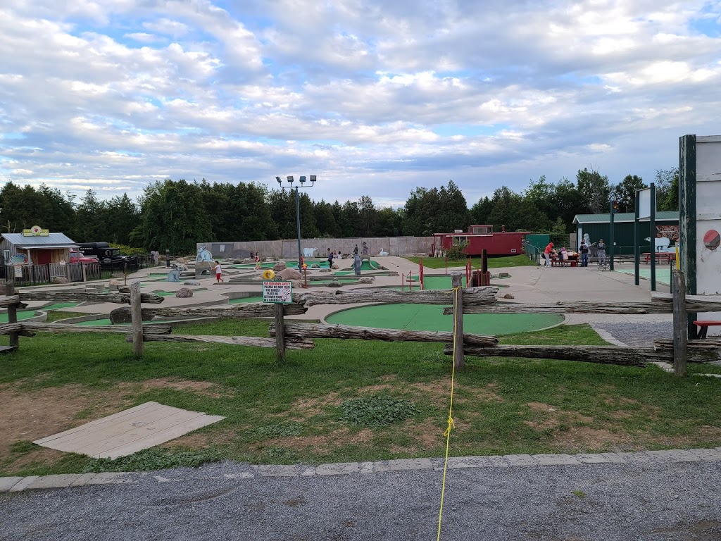 The Big Apple | 262 Orchard Rd, Colborne, ON K0K 1S0, Canada | Phone: (905) 355-2574