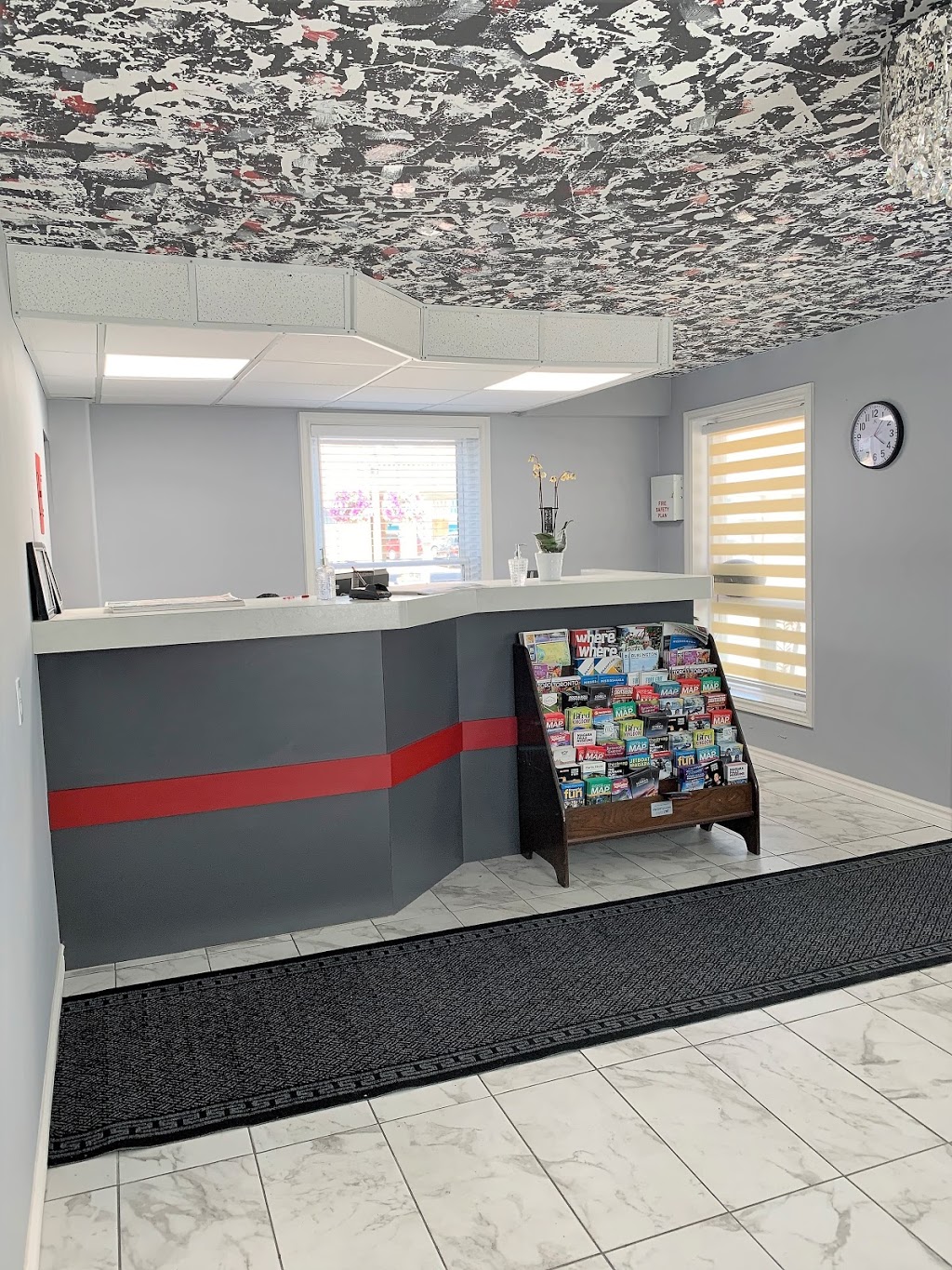 Cavalier Motel | 5100 Centre St, Niagara Falls, ON L2G 3P2, Canada | Phone: (289) 296-3636
