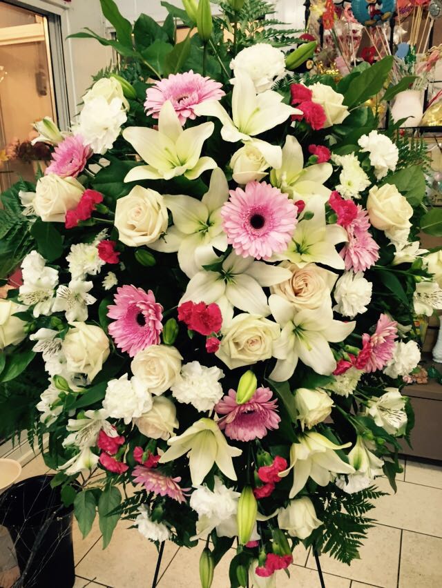 King Edward Florist | 944 W King Edward Ave, Vancouver, BC V5Z 2E2, Canada | Phone: (604) 732-1638