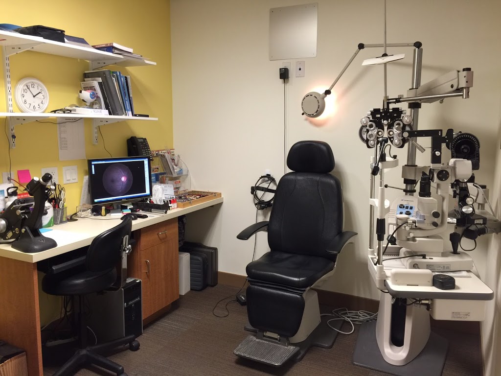 Dr. Tracy Wong, Optometrist @ Cloverdale Mall | 250 The East Mall #285a, Etobicoke, ON M9B 3Y8, Canada | Phone: (416) 237-9328