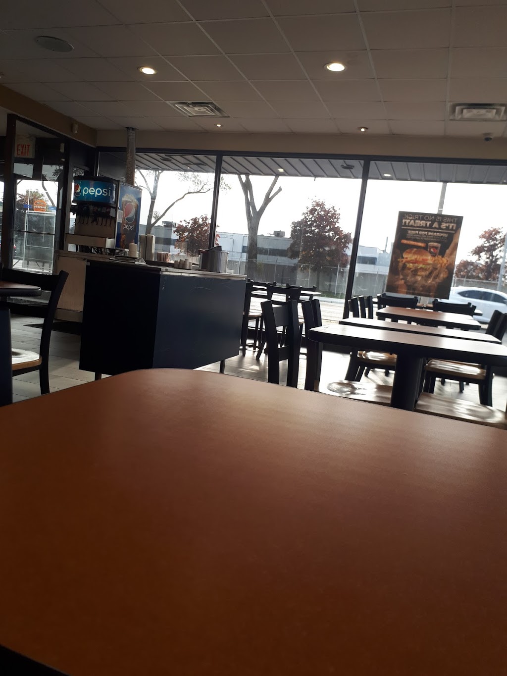 Harveys | 2550 Tecumseh Rd E, Windsor, ON N8W 1E9, Canada | Phone: (519) 948-3931