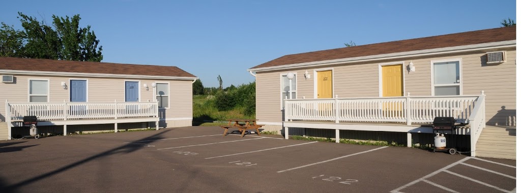 Gaudet Chalets & Motel | 14 Bellevue Heights, Shediac, NB E4P 1H2, Canada | Phone: (506) 533-8877
