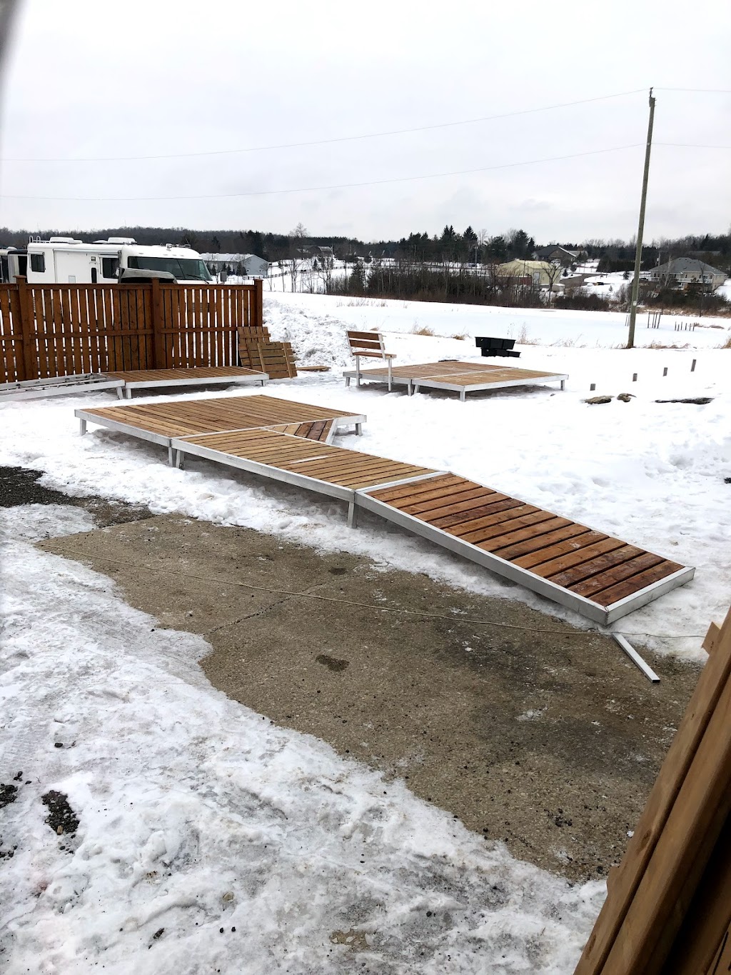 Wholesale Docks | 5082 Trafalgar Rd, Georgetown, ON L7G 4S4, Canada | Phone: (519) 329-3325
