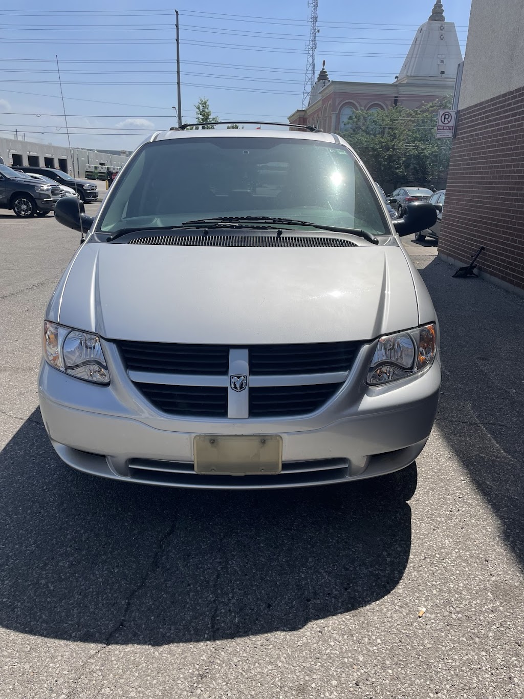 SILK ROAD AUTO INC | 6295 Mississauga Rd, Mississauga, ON L5N 1A7, Canada | Phone: (647) 779-1838
