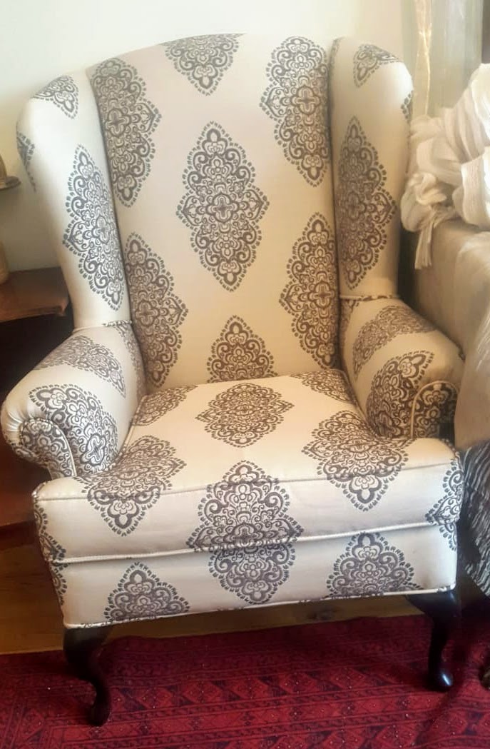 Carlos Upholstery | 5040 Maingate Dr #8, Mississauga, ON L4W 1X5, Canada | Phone: (416) 876-1981