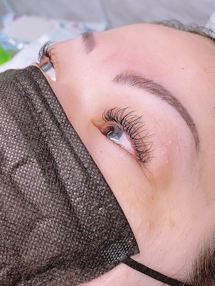 Browsandlash.com | 1401 Shawnee Rd SW, Calgary, AB T2Y 2T1, Canada | Phone: (587) 894-2903