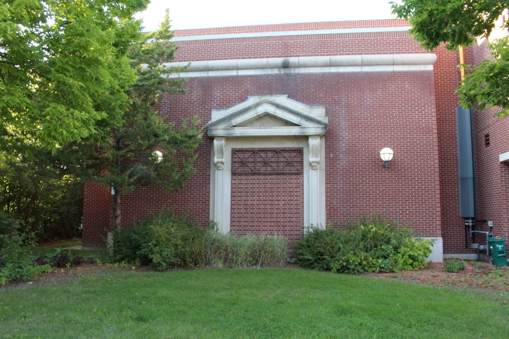 Connaught Public School | 1149 Gladstone Ave, Ottawa, ON K1Y 3H7, Canada | Phone: (613) 728-4671