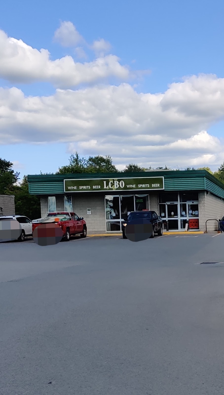 LCBO | 861 Ward St, Bridgenorth, ON K0L 1H0, Canada | Phone: (705) 292-9801