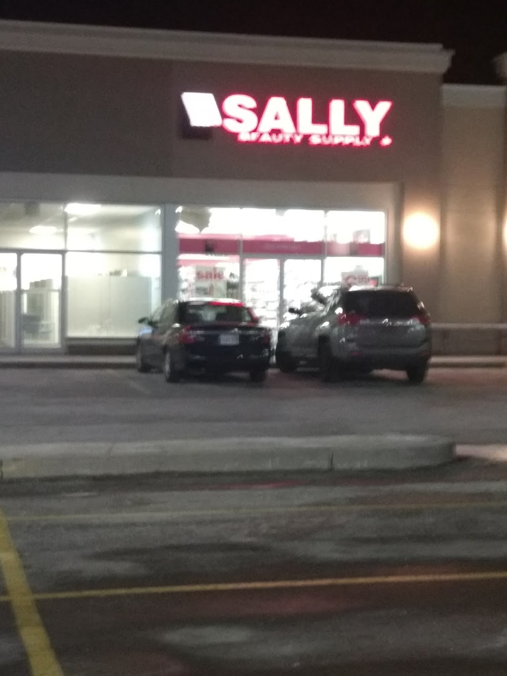Sally Beauty | 1440 Quinn Dr #4, Sarnia, ON N7S 6M8, Canada | Phone: (519) 541-9153