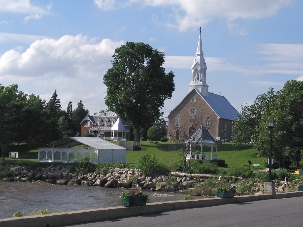 Église de Saint-Placide | 53-77 2e Av, Saint-Placide, QC J0V 2B0, Canada
