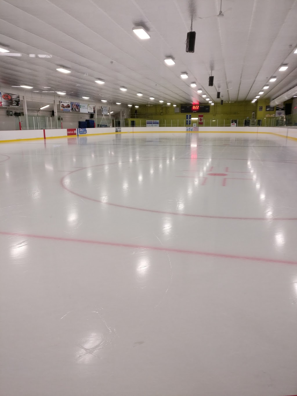 Arena Saint François | 9449 Rue de Tilly, Laval, QC H7A 3S3, Canada | Phone: (450) 664-6473
