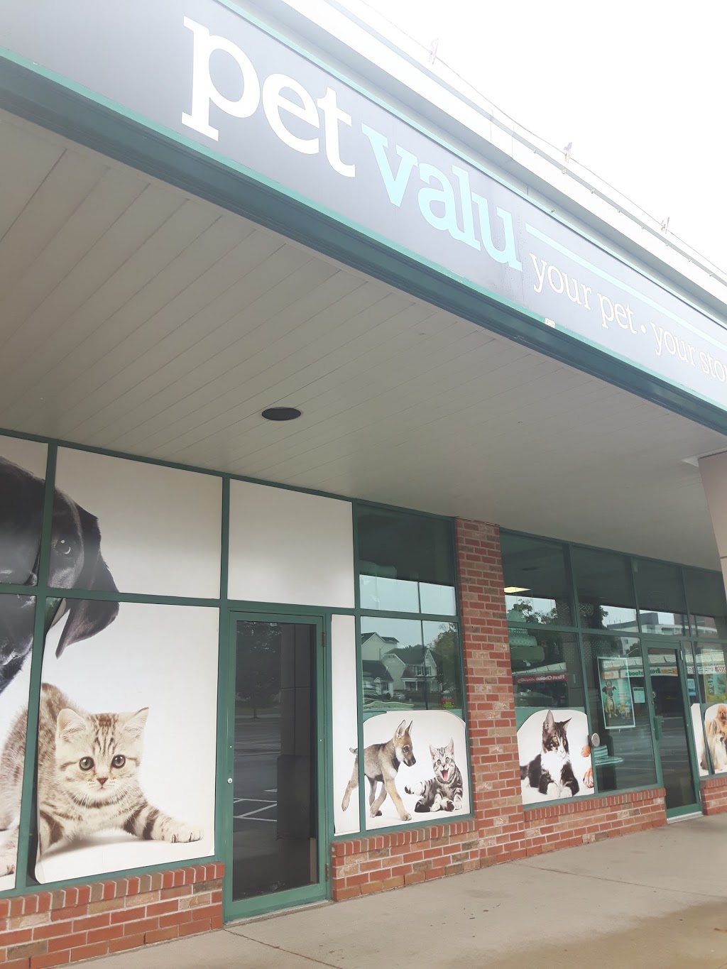 Pet Valu 3714 Portage Rd, Niagara Falls, ON L2J 2K8, Canada