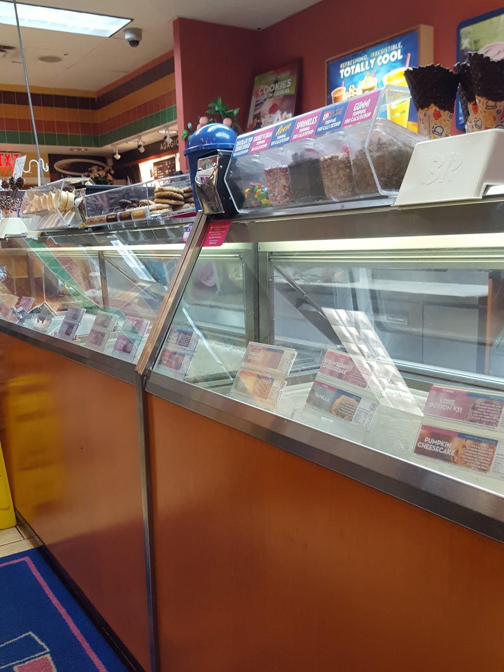 Baskin Robbins | 6351 152 St, Surrey, BC V3S 3K8, Canada | Phone: (604) 597-6498