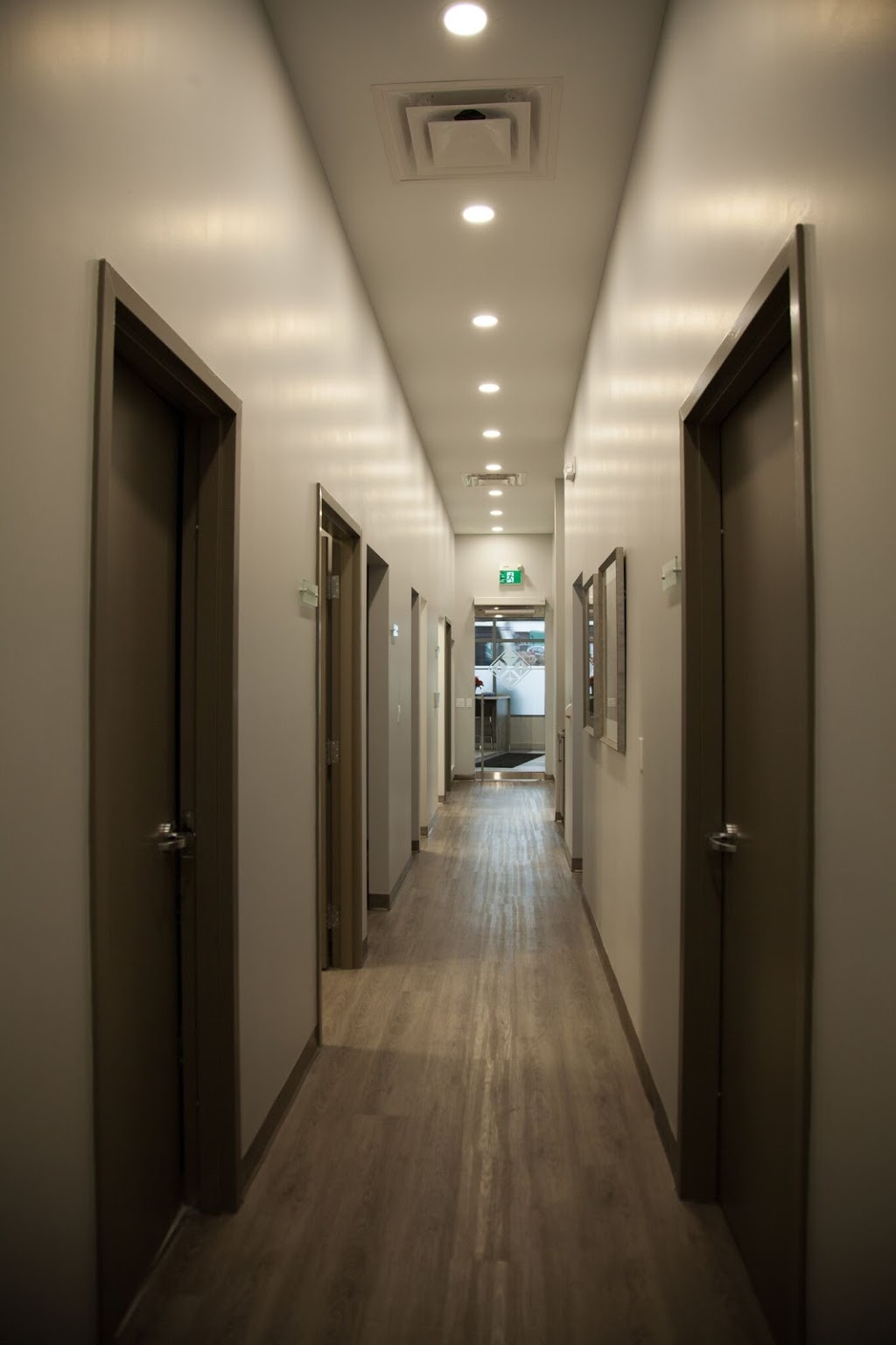 Lux Dental Group | 1100 Ellesmere Rd unit 6, Scarborough, ON M1P 2X3, Canada | Phone: (647) 350-6565