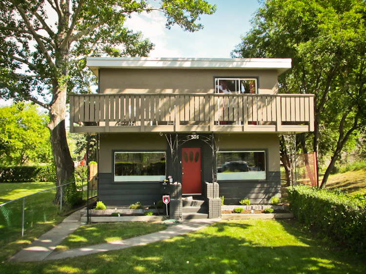 Team Penley McNaughton Real Estate, Calgary | 306 Memorial Dr NW, Calgary, AB T2N 3C2, Canada | Phone: (403) 283-7113