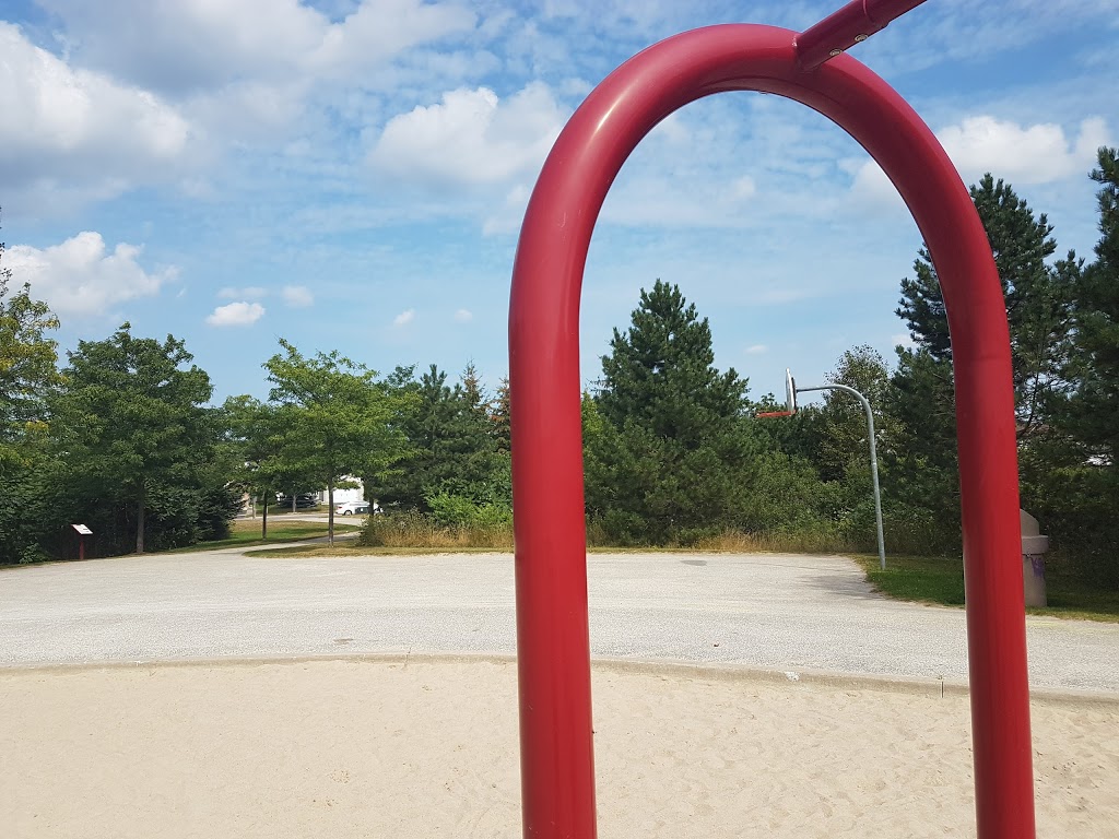 Huronia North Park | 60 Pickett Crescent, Barrie, ON L4N 8C1, Canada | Phone: (705) 739-4255