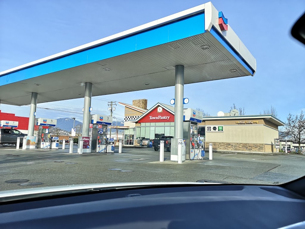 Triple Os Chevron Chilliwack | 7520 Vedder Rd, Chilliwack, BC V2R 4E7, Canada | Phone: (604) 847-0911