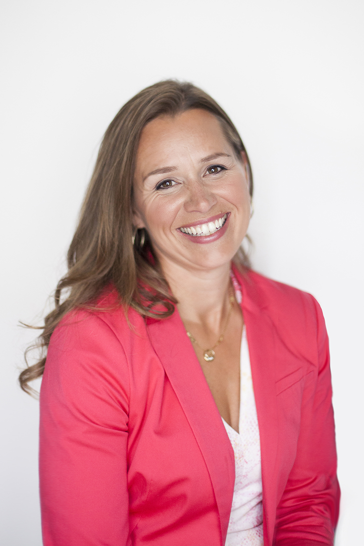 Deanna Noyce - Realtor REMAX Camosun | 4440 Chatterton Way, Victoria, BC V8X 5J2, Canada | Phone: (250) 818-8806