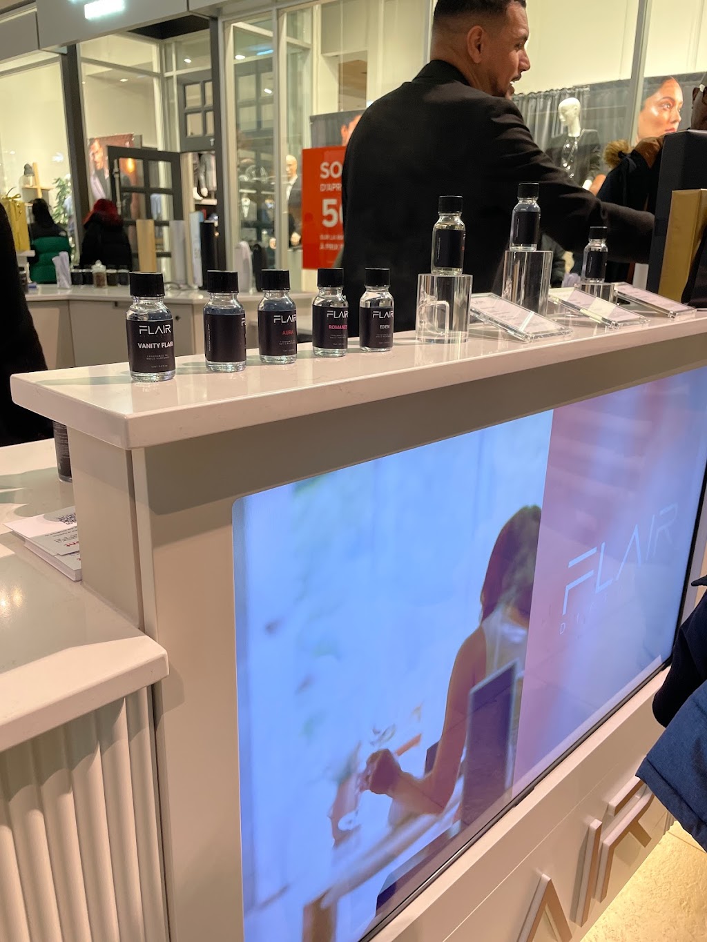 Flair Diffusers | 3035 Boul. le Carrefour Local, Laval, QC H7T 1C7, Canada | Phone: (888) 233-5247