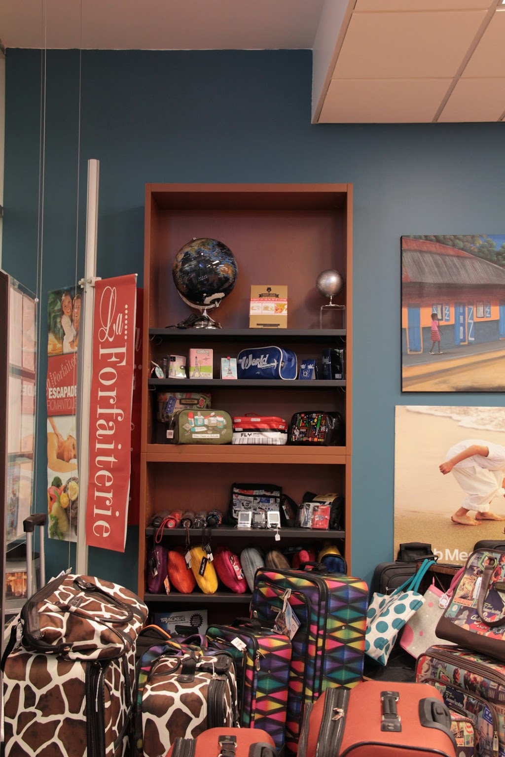 Voyage Hone Le Palais | 1300 Rue Notre-Dame, Lavaltrie, QC J5T 0C6, Canada | Phone: (514) 861-8222