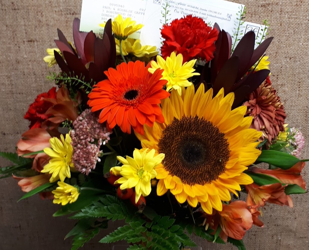 Holdens Florists (DUNDAS) Inc. | 44 York Rd, Dundas, ON L9H 1L4, Canada | Phone: (905) 628-2411
