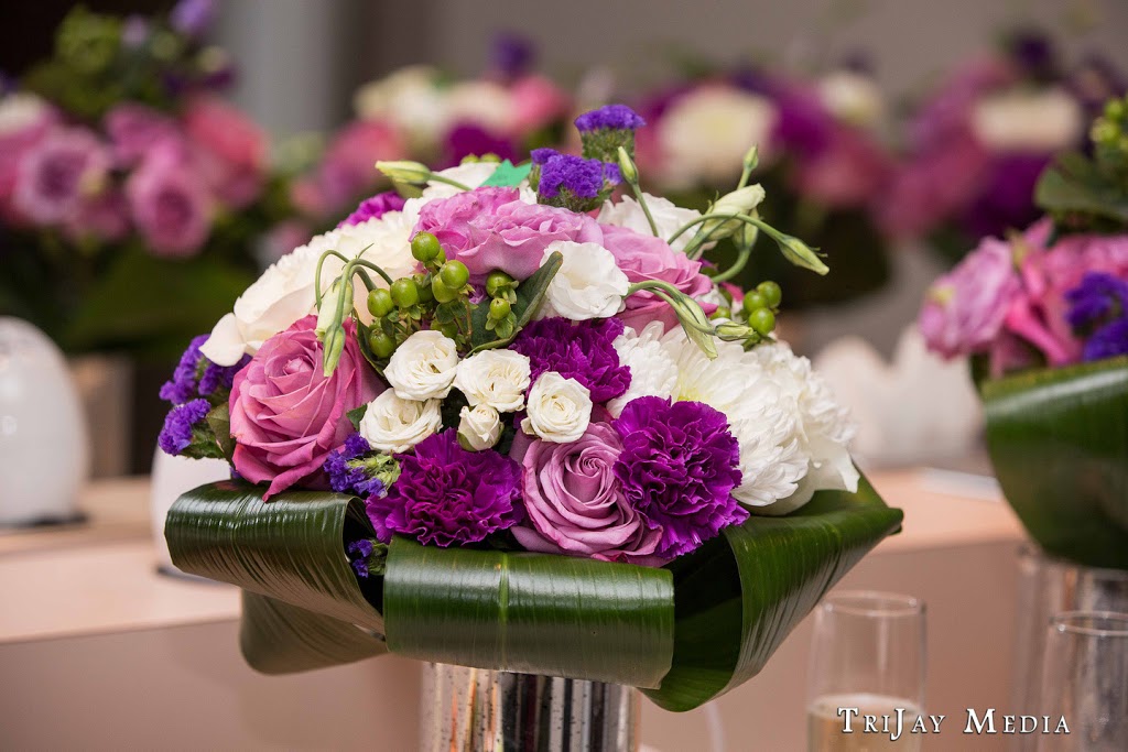 Galaxy Florist Brampton | 162 Davenfield Cir, Brampton, ON L6P 4M1, Canada | Phone: (416) 543-5043