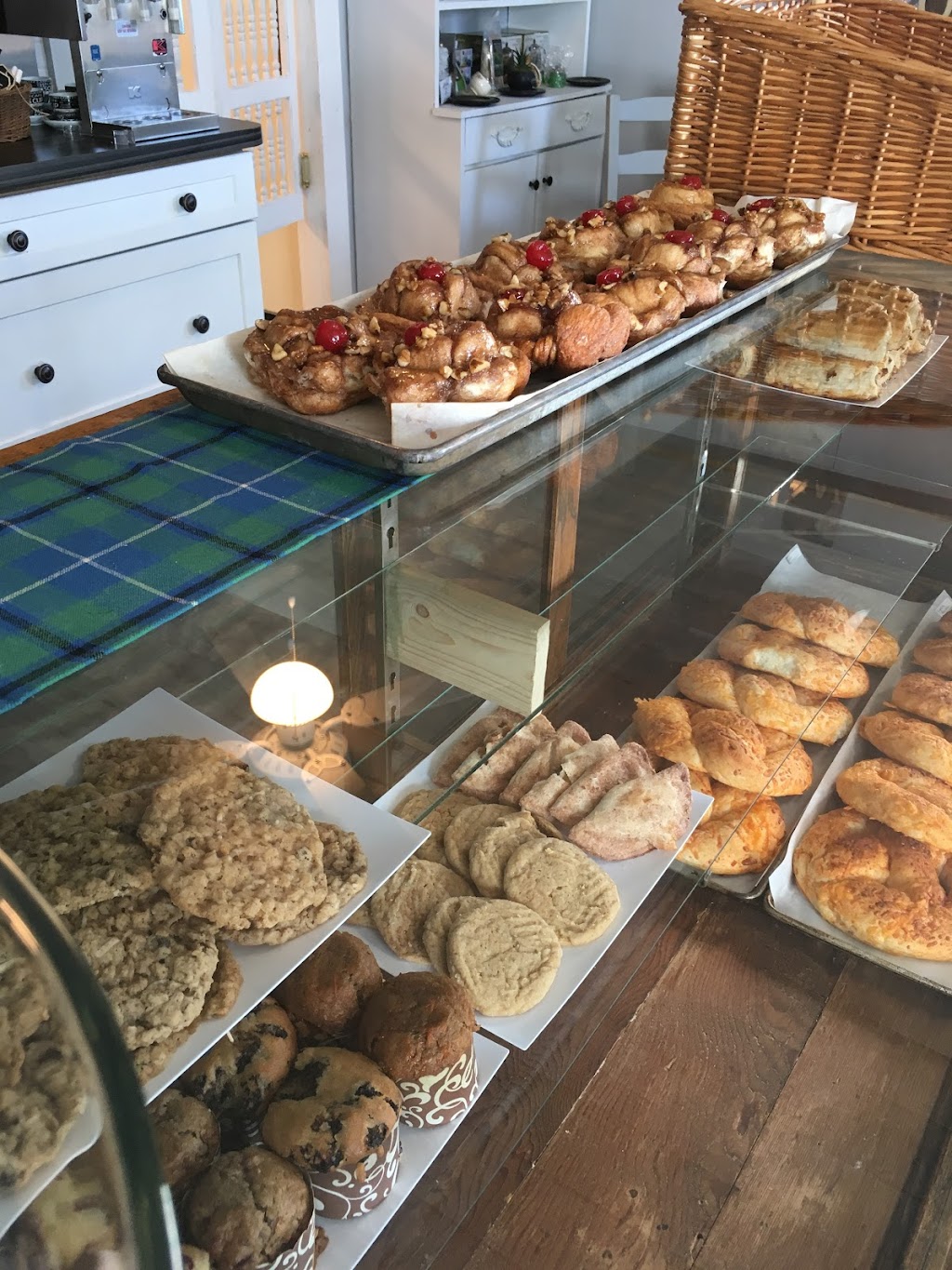 Little Teapot Cafe & Bakery | 524 Centre St, Rosemary, AB T0J 2W0, Canada | Phone: (403) 899-6838