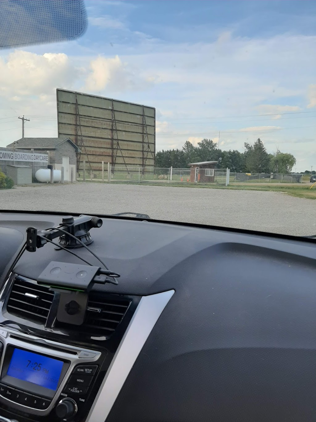 The Oxford Drive-In Theatre | 684471 Road 68, Woodstock, ON N0J 1A0, Canada | Phone: (519) 537-7392
