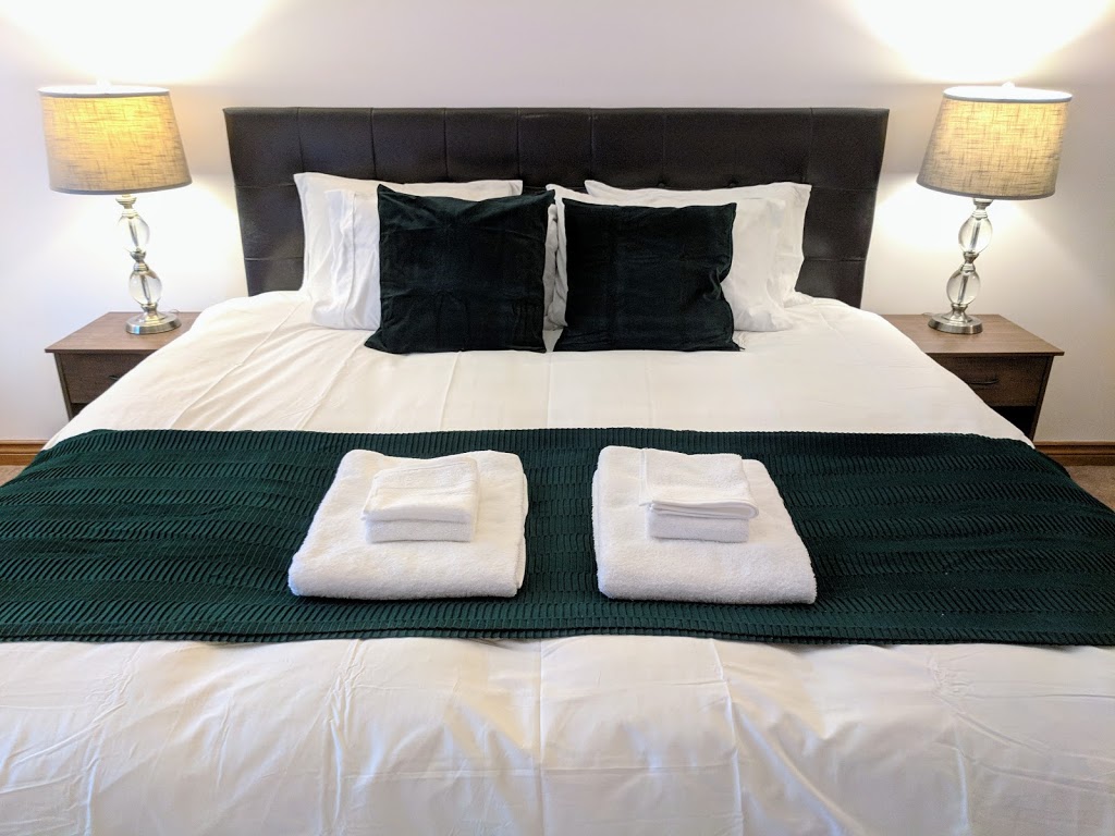 Lions Pride Guest House | 1669 Phillbrook Crescent, London, ON N5X 2Z4, Canada