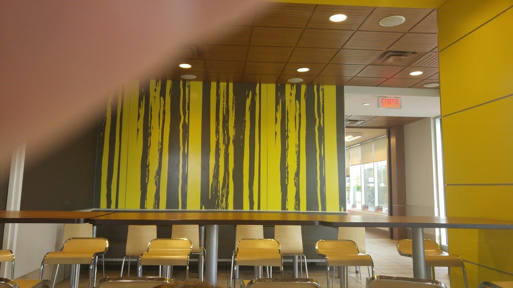 McDonalds | 674 Boulevard Saint-Jean-Baptiste, Mercier, QC J6R 2A3, Canada | Phone: (450) 692-6219