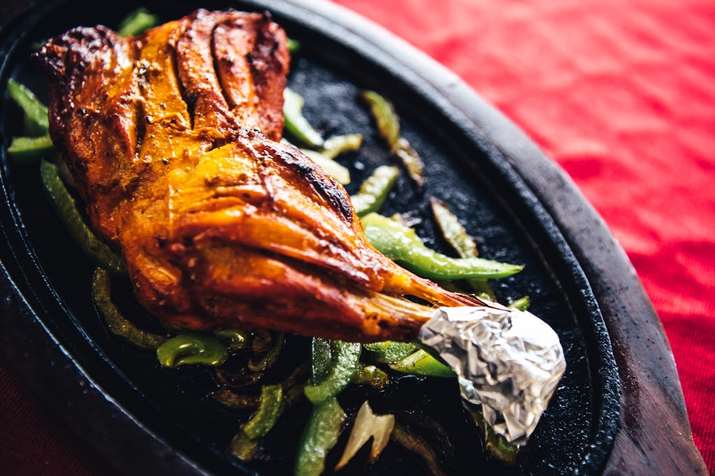 Restaurant Taj Mahal | 892 Du St Maurice Promenade, Shawinigan, QC G9N 1L7, Canada | Phone: (819) 537-9444