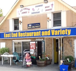 East End Restaurant & Variety | 193 Blake St, Barrie, ON L4M 1K6, Canada | Phone: (705) 728-1802
