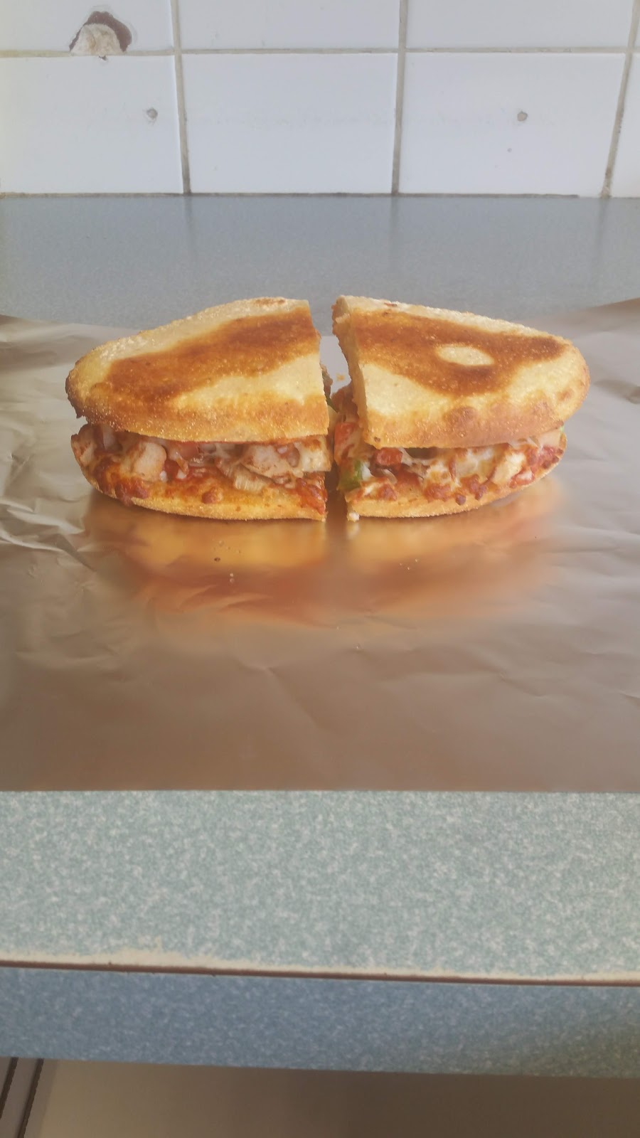 MJs Gourmet Pizza | 11 Westwood Dr, Kitchener, ON N2M 2K5, Canada | Phone: (519) 342-2272