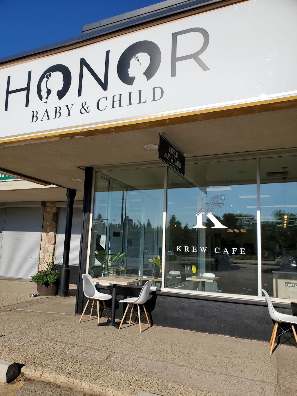 Krew Cafe | 5722 111 St NW, Edmonton, AB T6H 3G1, Canada | Phone: (780) 761-8291