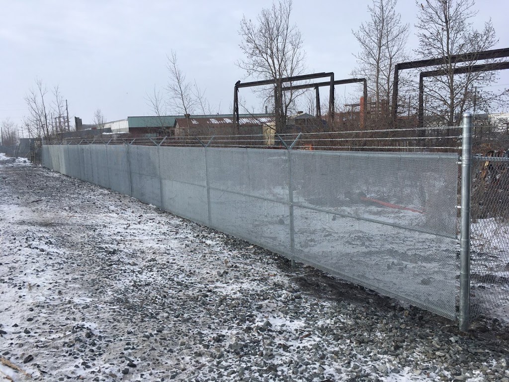 Strictly Fences | 1845 Paul Dr, Moose Jaw, SK S6H 4P8, Canada | Phone: (306) 692-4303