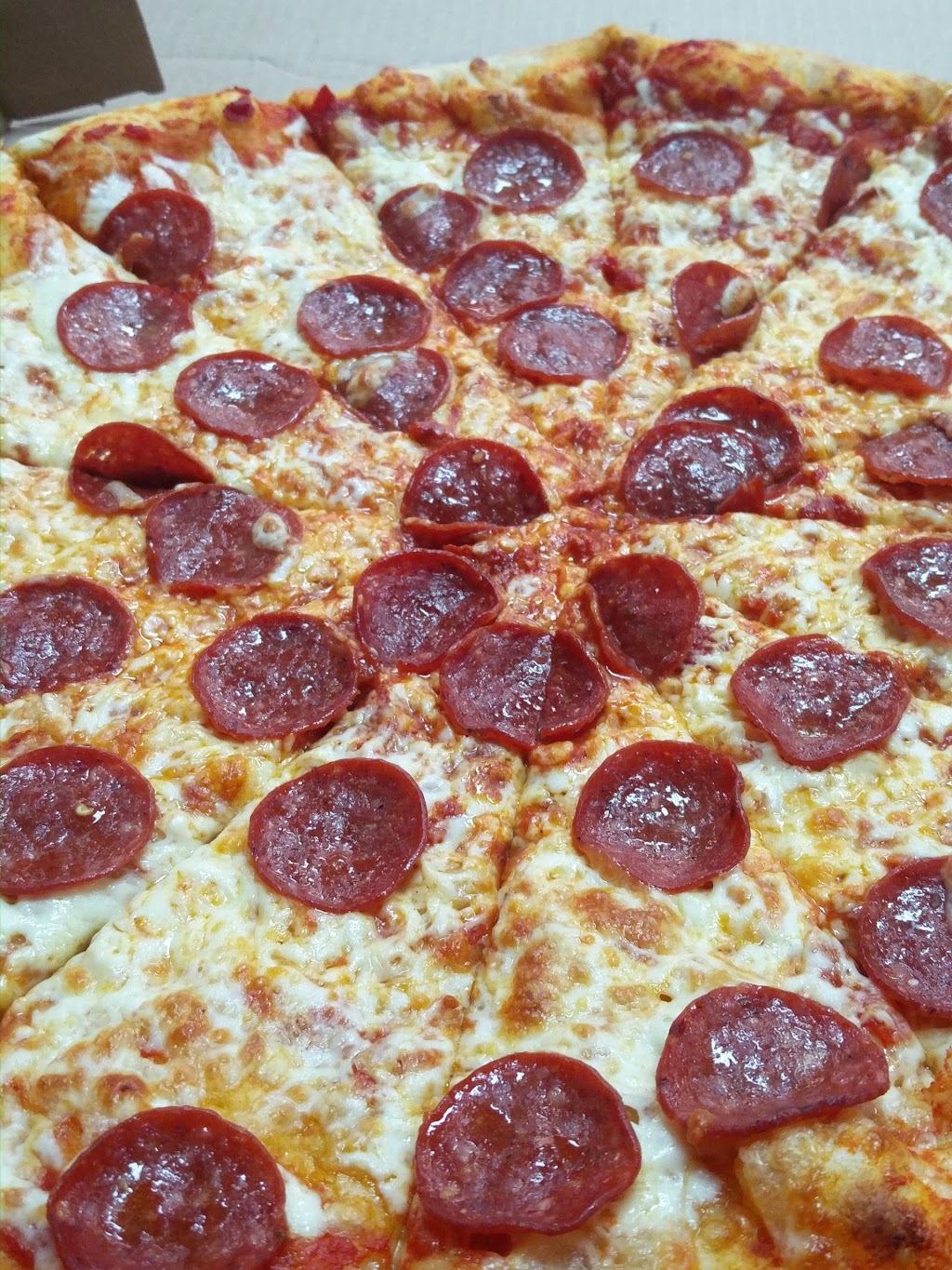 Pizza Pizza | 9570 McCowan Rd #5, Markham, ON L3P 8M1, Canada | Phone: (416) 967-1111
