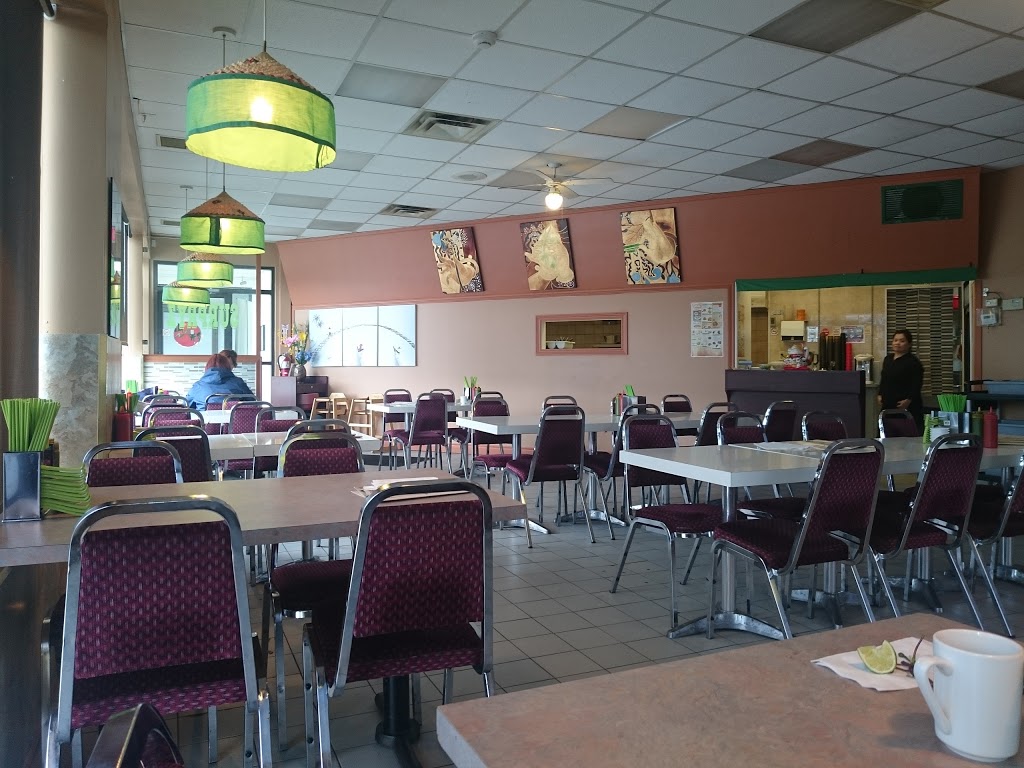 Pho Surpryz Viet & Thai Cuisine | 1540 Dundas St E #9, Whitby, ON L1N 2K7, Canada | Phone: (905) 493-8188