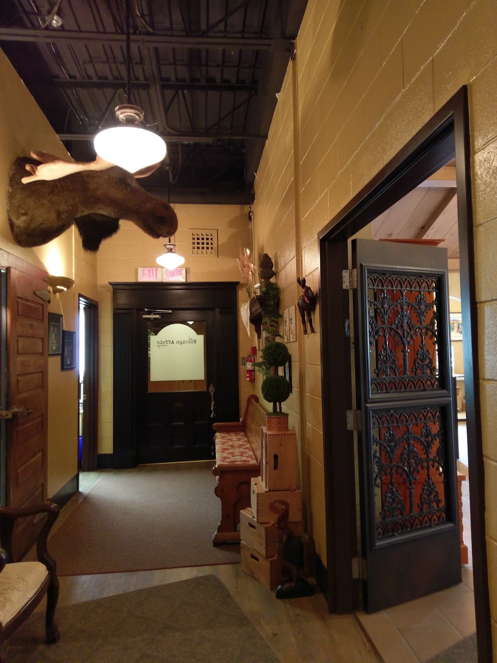 The Foreign Affair Winery | 4890 Victoria Ave N, Vineland Station, ON L0R 2E0, Canada | Phone: (905) 562-9898