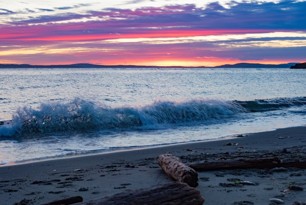North and West Beach Parking | Washington 98277, USA