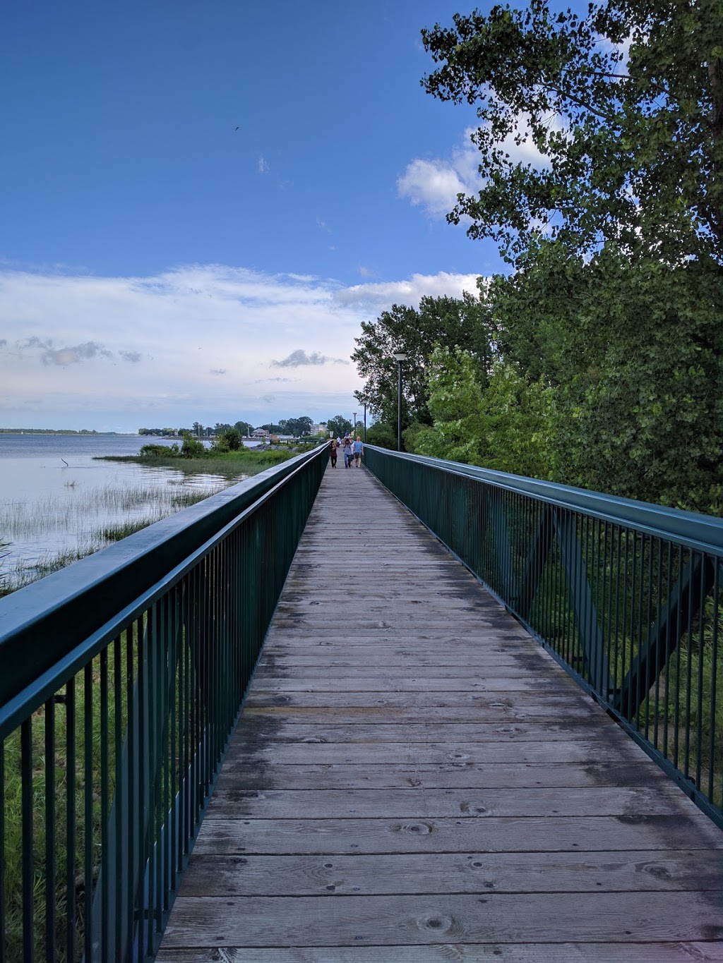 Parc Regard-sur-le-Fleuve | 5 Rue Saint-Pierre, Sorel-Tracy, QC J3P 3S2, Canada | Phone: (450) 780-5600