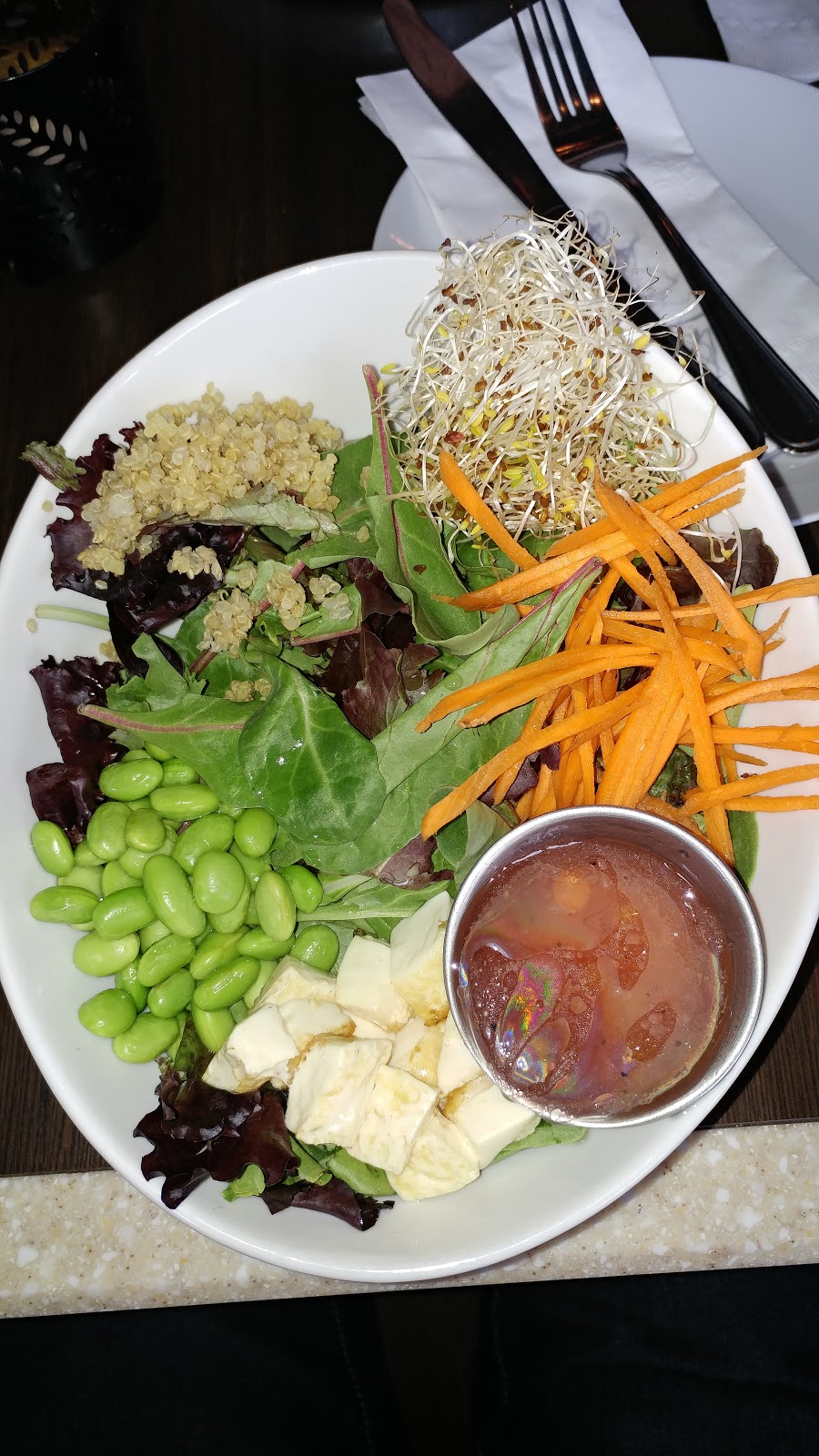 Busters Kitchen X Bar | 3747 Lake Shore Blvd W, Etobicoke, ON M8W 1P9, Canada | Phone: (416) 251-7777