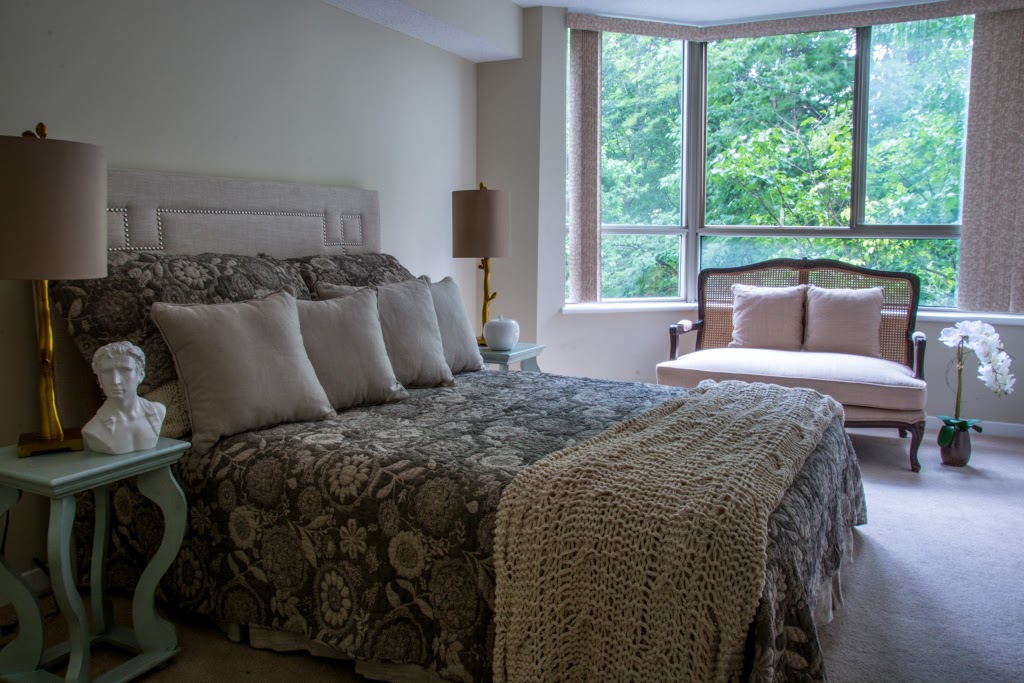 Sophia | 91 Valley Stream Dr, Nepean, ON K2H 9G8, Canada | Phone: (613) 691-6593