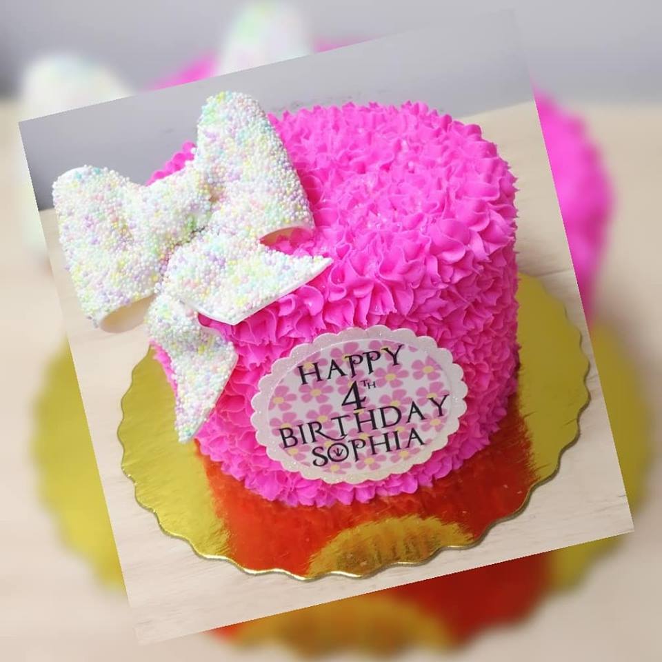 Nachelles Cakes | 1218 Kildare Ave E, Winnipeg, MB R2C 5A9, Canada | Phone: (204) 254-5113