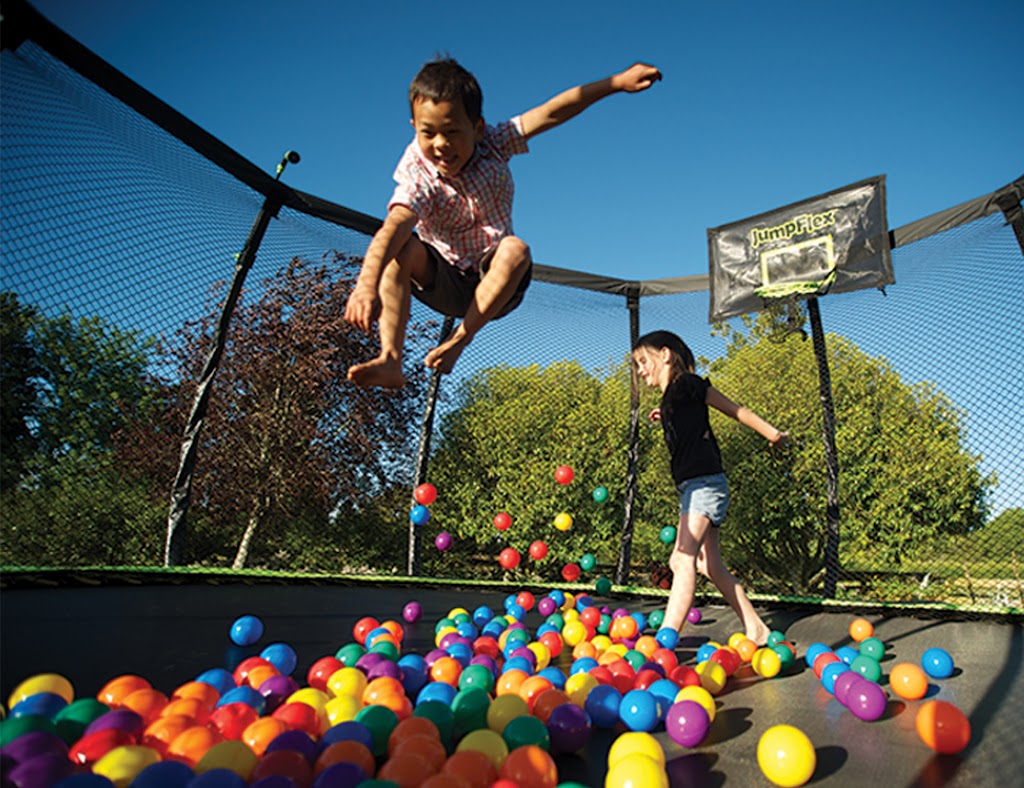 Jumpflex | 350 Madill Blvd, Mississauga, ON L5W 1Y6, Canada | Phone: (866) 305-7238