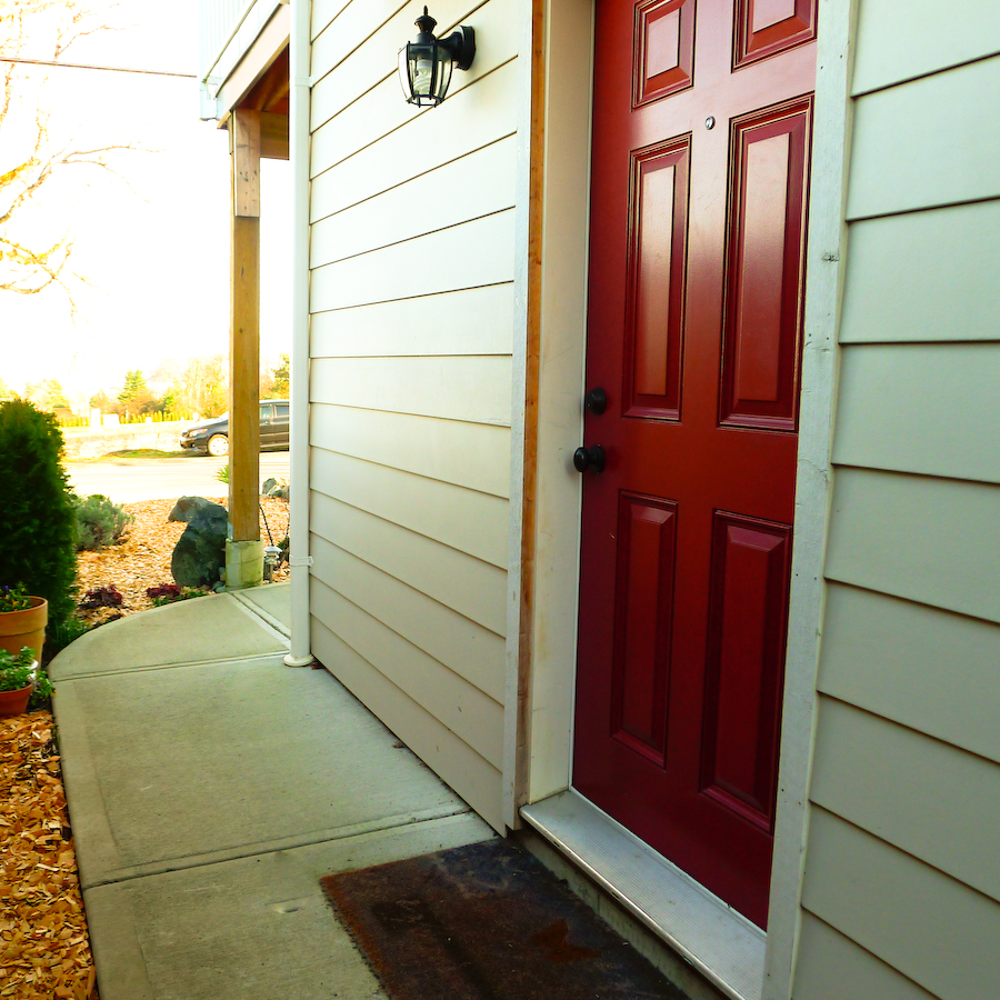 AnnArthur Guest House | 59 Howard Ave, Nanaimo, BC V9R 3P9, Canada | Phone: (250) 802-7994